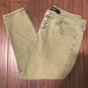 Torrid Denim Olive Cropped Ankle Jeans Capris EUC
